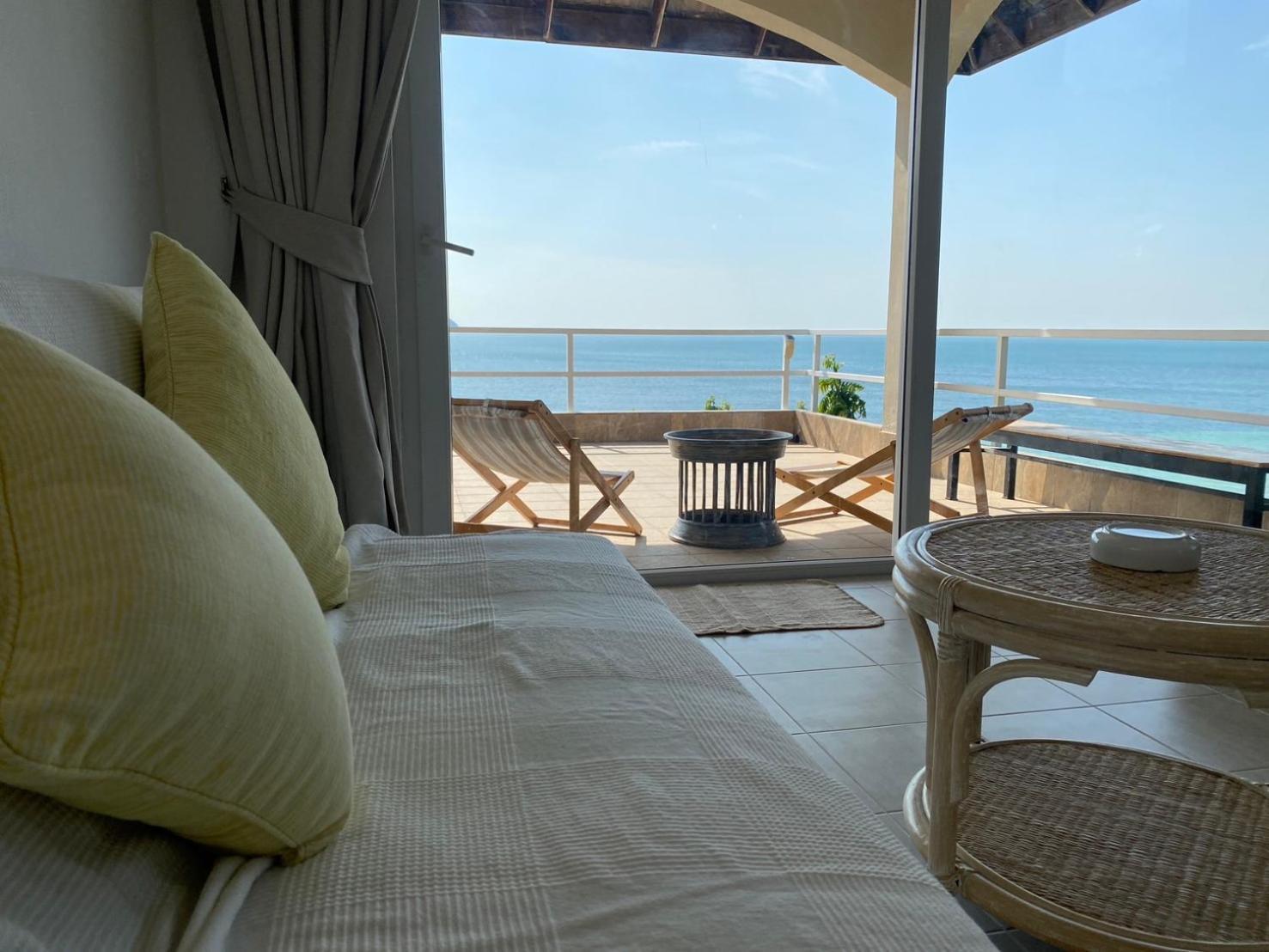 Baan Jai Dee Beach Front Hotel Wok Tum Екстериор снимка